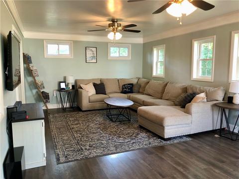 392 Highview St, Mccandless, PA 15237 photo 7