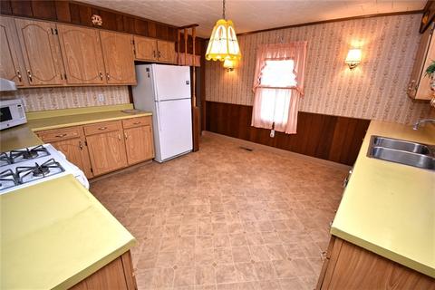 437 4th St, Mather, PA 15346 photo 7