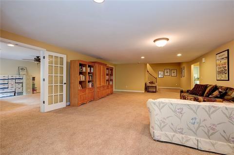 2356 Willow Run Ct, Hampton, PA 15044 photo 18