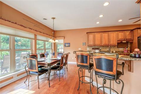 2356 Willow Run Ct, Hampton, PA 15044 photo 8