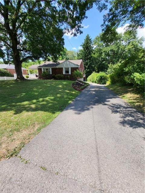 313 Lynette Pl, Mccandless, PA 15237 photo 4