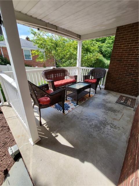 313 Lynette Pl, Mccandless, PA 15237 photo 3