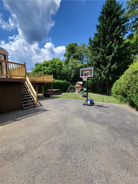 313 Lynette Pl, Mccandless, PA 15237 photo 5