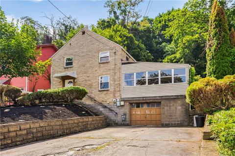 325 Johnston Rd, Penn Hills, PA 15235