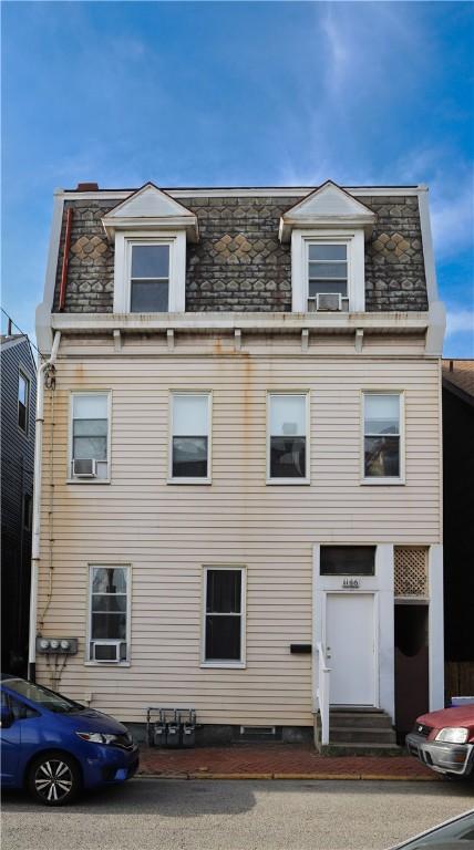 1146 Goettman St, Pittsburgh, PA 15212