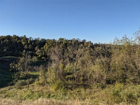 230 Upper Middletown Rd, Smock, PA 15480