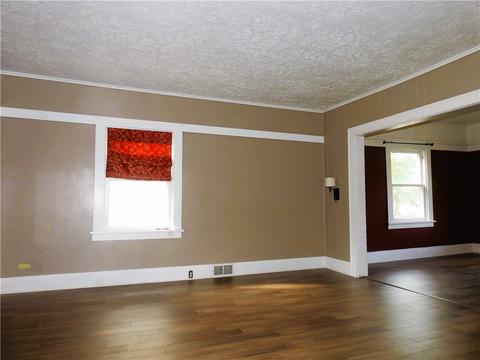 263 Wayne St, Beaver, PA 15009 photo 3