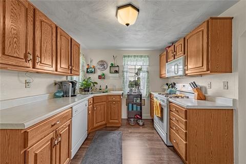 2040 Guffy Rd, North Huntingdon, PA 15642 photo 9