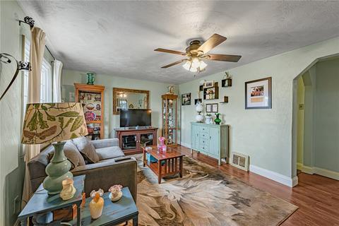 2040 Guffy Rd, North Huntingdon, PA 15642 photo 3