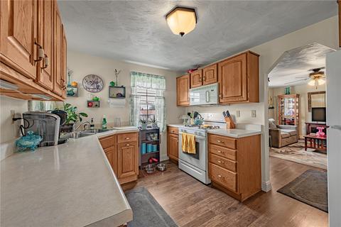 2040 Guffy Rd, North Huntingdon, PA 15642 photo 11