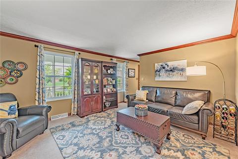 428 Jackson Dr, Apollo, PA 15613 photo 3