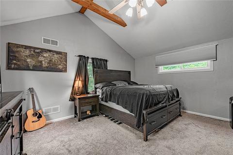 521 Utopia Rd, Apollo, PA 15613 photo 3