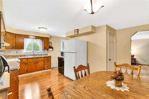 5872 Lee Ave, Export, PA 15632 photo 11