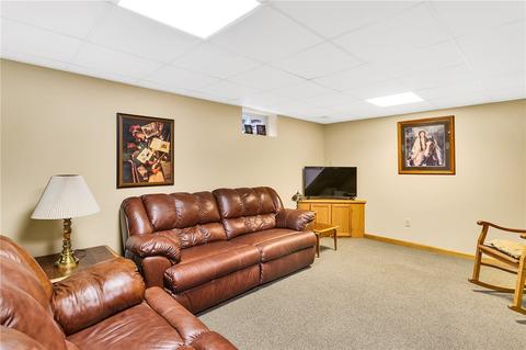 5872 Lee Ave, Export, PA 15632 photo 20