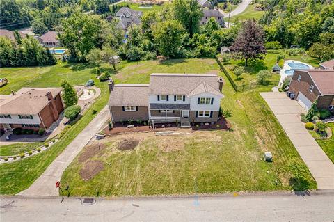 1005 Lexington Dr, Export, PA 15632 photo 2