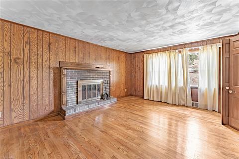 1005 Lexington Dr, Export, PA 15632 photo 6
