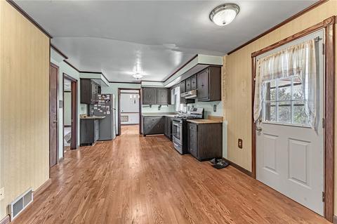 1005 Lexington Dr, Export, PA 15632 photo 13
