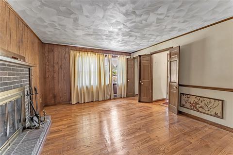 1005 Lexington Dr, Export, PA 15632 photo 5