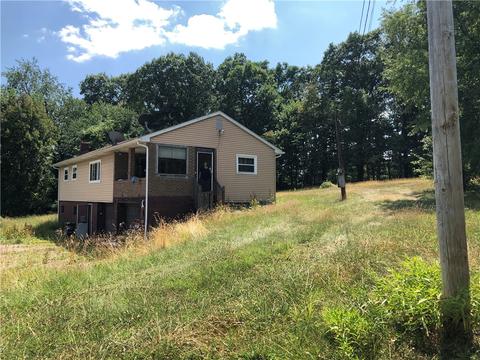 118 Charles St, Export, PA 15632 photo 4