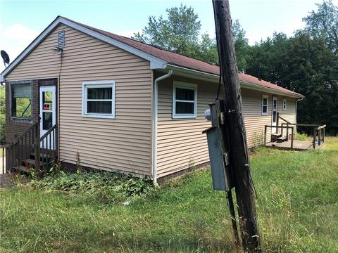118 Charles St, Export, PA 15632 photo 3