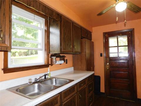 606 Bascom Ave, Pittsburgh, PA 15212 photo 8