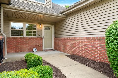 2373 Willow Run Ct, Hampton, PA 15044 photo 2