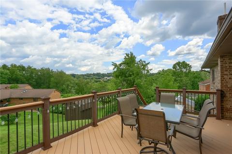 9 Windcrest Dr, Cecil, PA 15321 photo 5