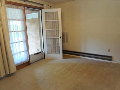 166 Maple Dr, Latrobe, PA 15650 photo 6