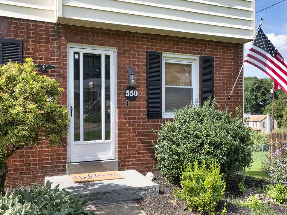  550 Patterson Rd, Bethel Park, PA 15102 photo 1
