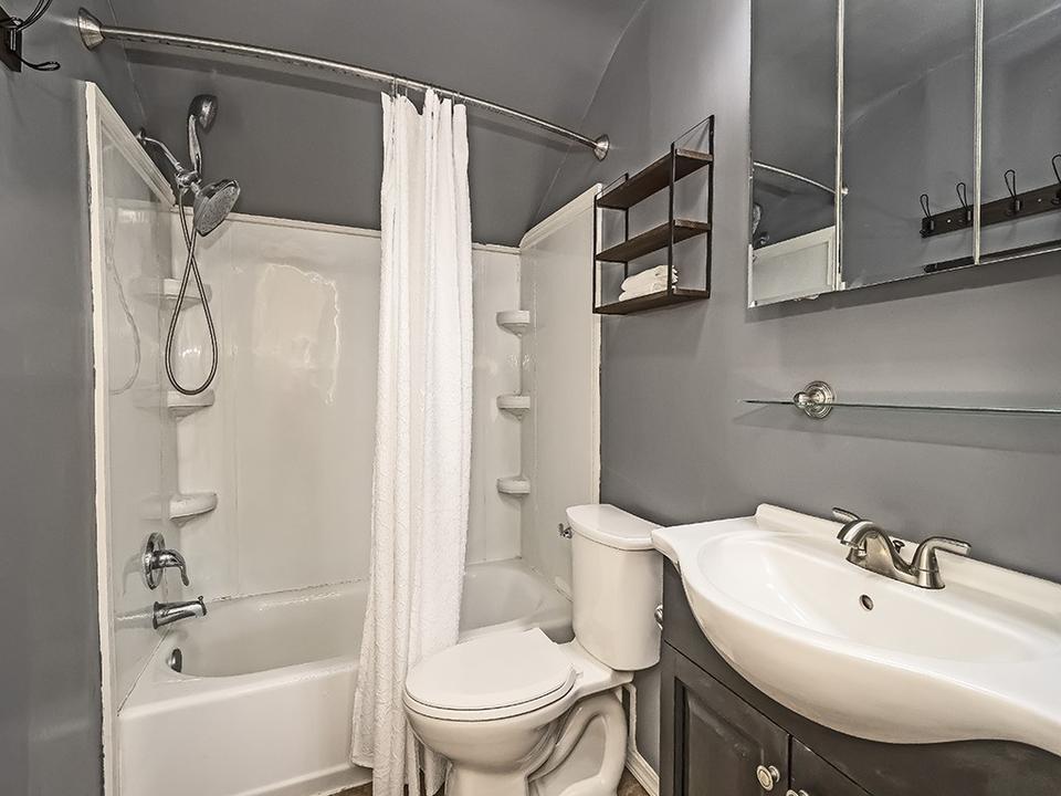  550 Patterson Rd, Bethel Park, PA 15102 photo 7