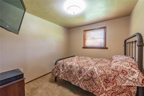 430 Jack Rd, Vandergrift, PA 15690 photo 12