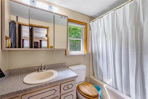 107 S Summit Dr, Apollo, PA 15613 photo 17