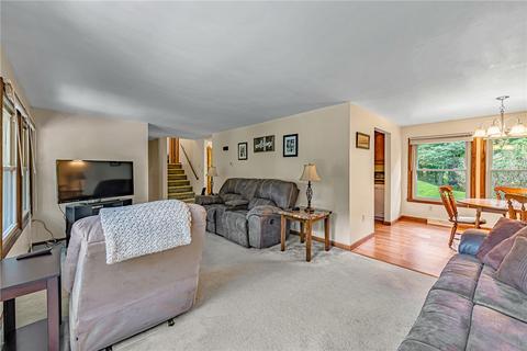 107 S Summit Dr, Apollo, PA 15613 photo 9