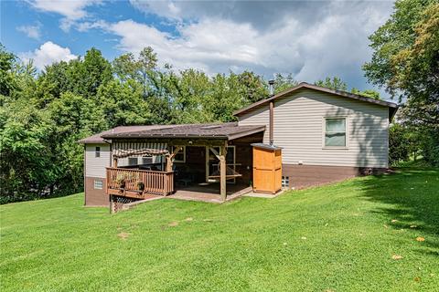 107 S Summit Dr, Apollo, PA 15613 photo 4