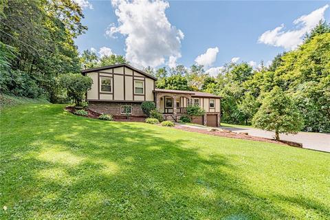 107 S Summit Dr, Apollo, PA 15613 photo 2