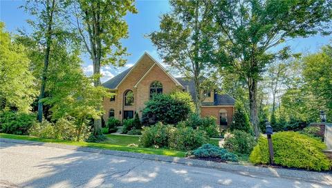 116 Windswept Dr, Latrobe, PA 15650
