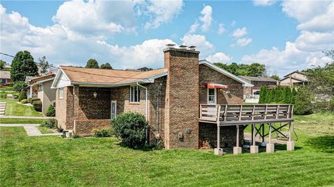 7 Dell Dr, Irwin, PA 15642 photo 3