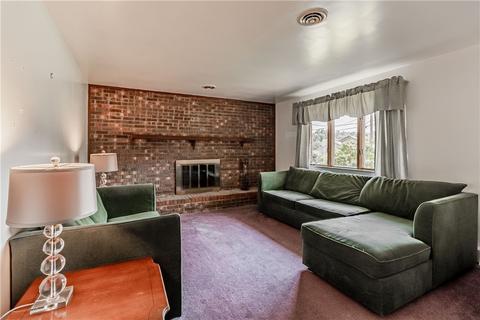 7 Dell Dr, Irwin, PA 15642 photo 4
