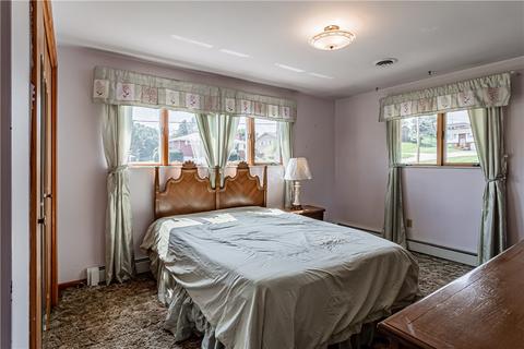 7 Dell Dr, Irwin, PA 15642 photo 11