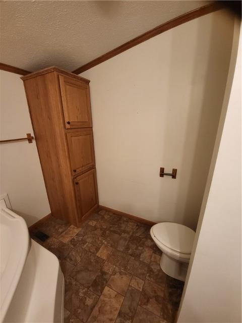 44 Run St, Smith, PA 15078 photo 10
