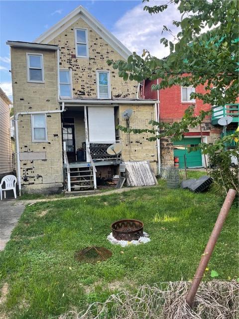 655 3rd St, Pitcairn, PA 15140 photo 18