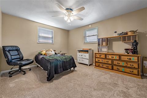 637 Chestnut St, Irwin, PA 15642 photo 13