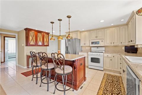 9 Springcrest Dr, Cecil, PA 15321 photo 9