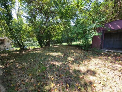 12 Porter Rd, New Eagle, PA 15067 photo 2