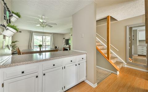 429 Brookside Ct, Seven Fields, PA 16046 photo 3