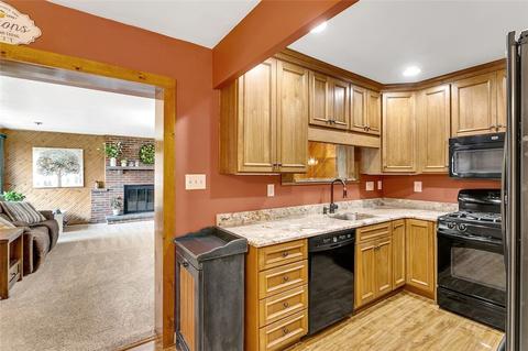 112 Longview Dr, Irwin, PA 15642 photo 13