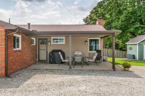 112 Longview Dr, Irwin, PA 15642 photo 7
