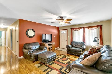 112 Longview Dr, Irwin, PA 15642 photo 10