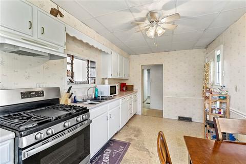 714 Spring St, Harmony, PA 16037 photo 24