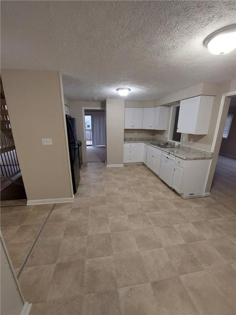 5033 Sequoia Ct, Export, PA 15632 photo 2